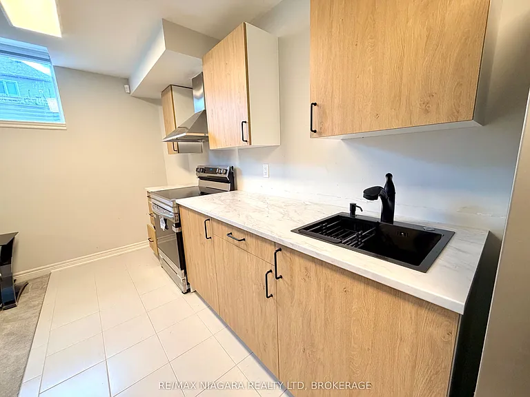 9469 Tallgrass Ave — Photo 7