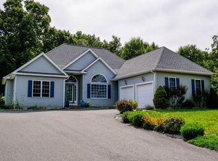 84 Blairs Hill Rd, Agawam, MA 01001