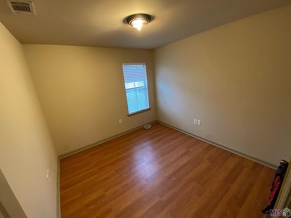 5th image of 12269 Cottage Hill Dr