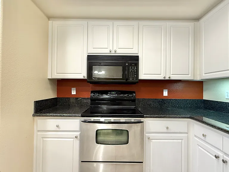 4155 Executive Dr #E208 — Photo 9