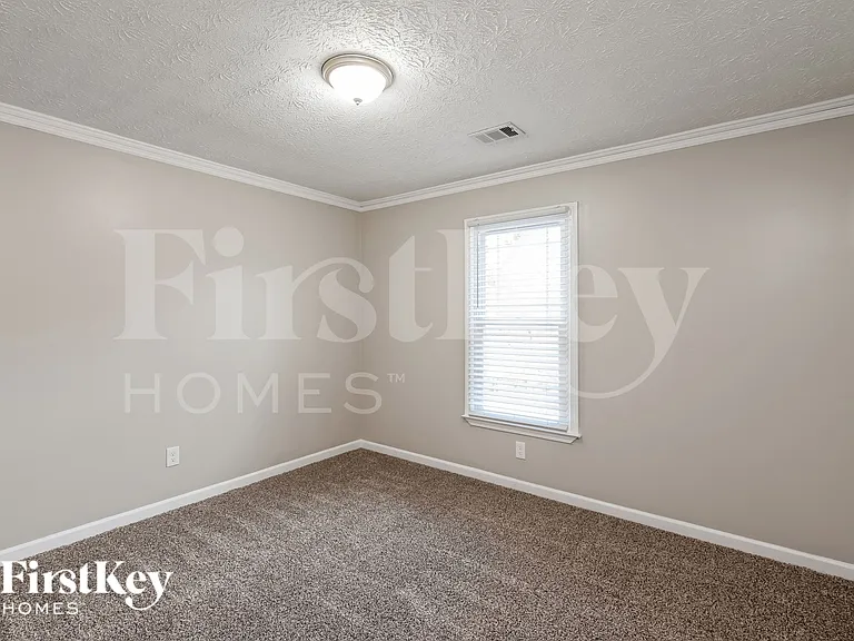 1817 Emerson Lake Cir — Photo 12