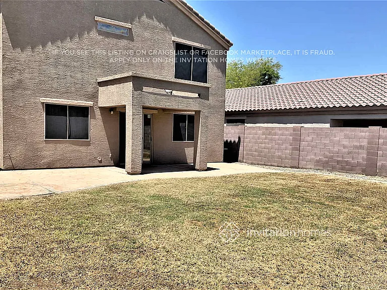 423 S Sabrina — Photo 22