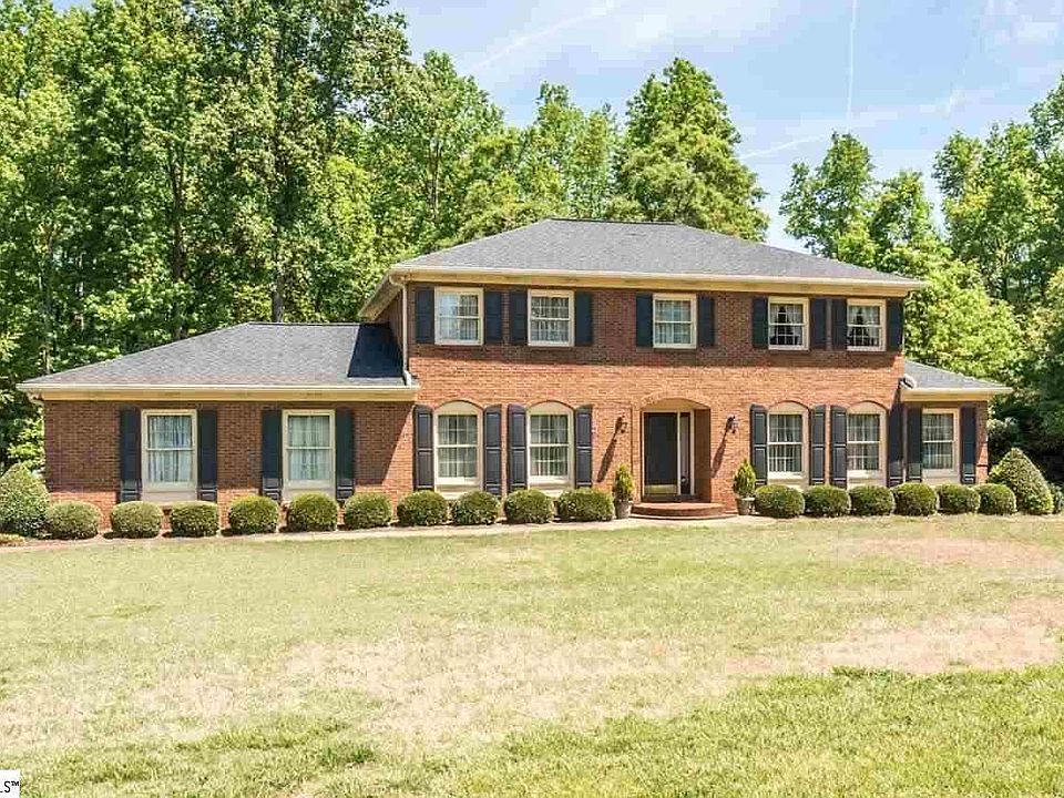 1st image of 226 Oak Meadows Dr
