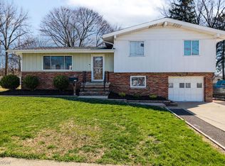 1883 Highview Ave, Akron, OH 44301