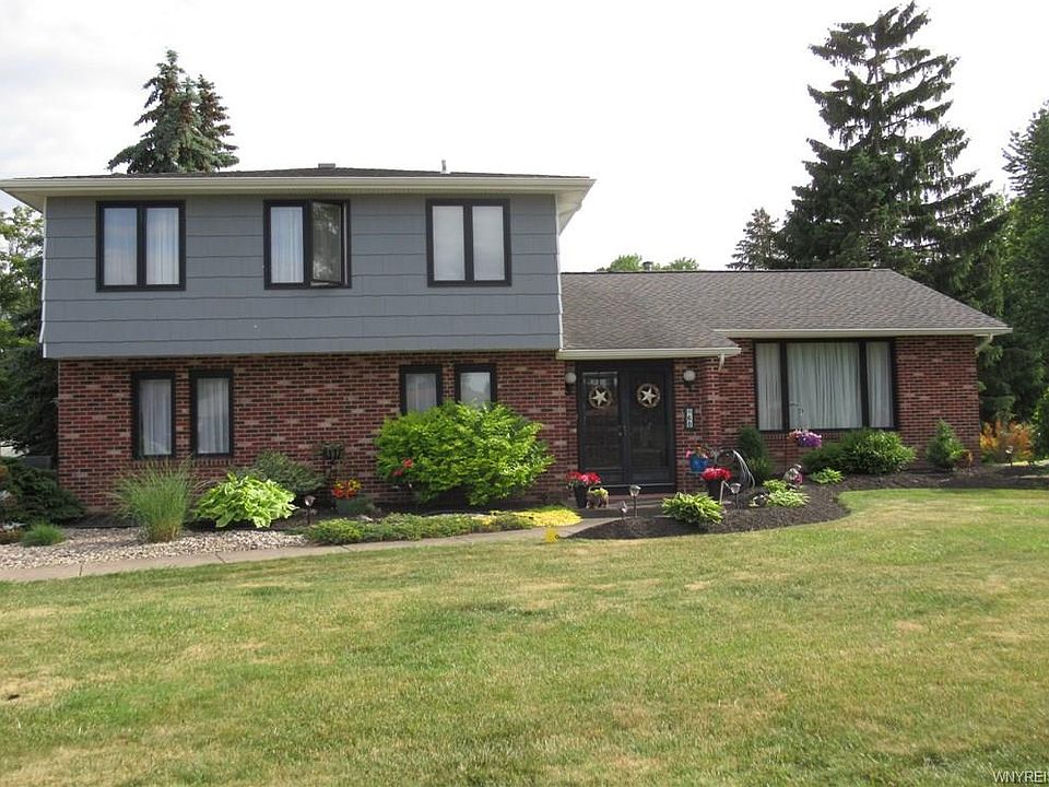 1st image of 60 Birkshire Dr