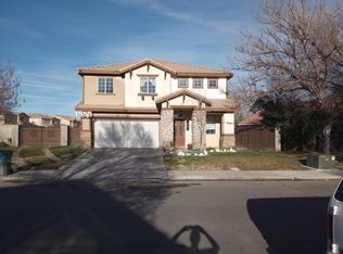 1855 Stratford St, Lancaster, CA 93534