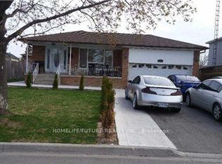 7147 Harwick Dr #BASEMENT, Mississauga, ON L4T 3A5