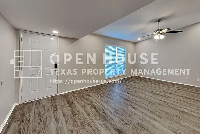 518 White Oak St — Photo 4