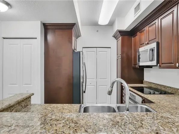 1660 Renaissance Commons Boulevard #2208, Boynton Beach, FL 33426