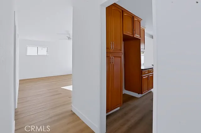 3 bed, 1101 sqft, $3,900 — Photo 3