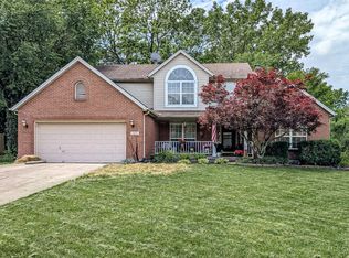 5933 Whitehorse Ct, West Chester, OH 45069