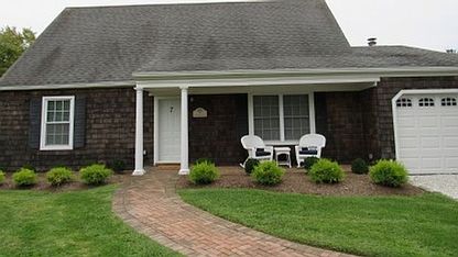 2nd image of 7 Meadowgrass Ln