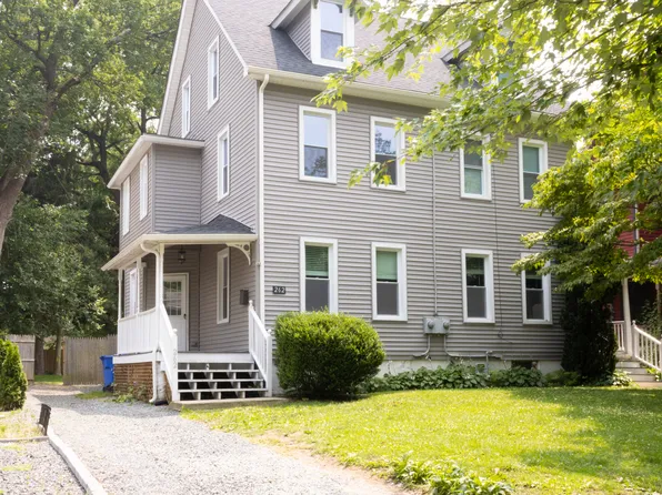 262 Linden St, Moorestown, NJ 08057