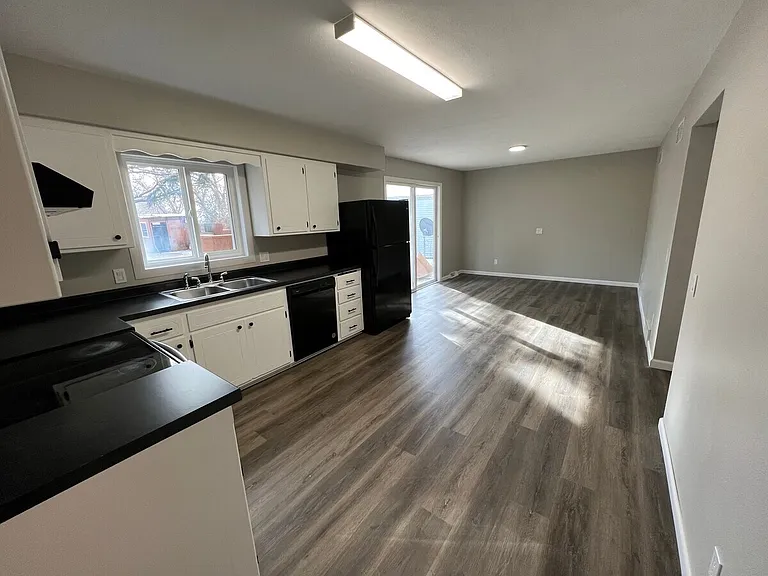 2951 Traceway Dr — Photo 10