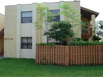 5th image of 8872 Fontainebleau Blvd