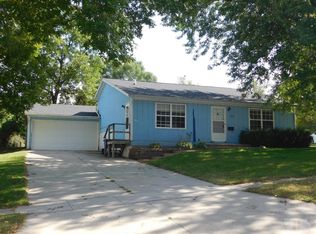 1206 City View Dr, Denison, IA 51442