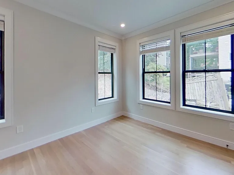 285 Lamartine St #2 — Photo 8