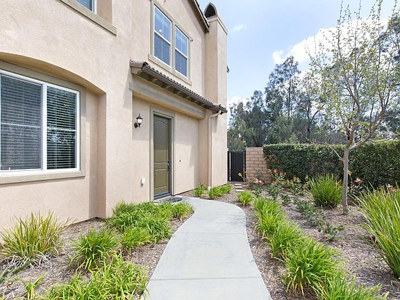 5th image of 43148 Avenida Cielo