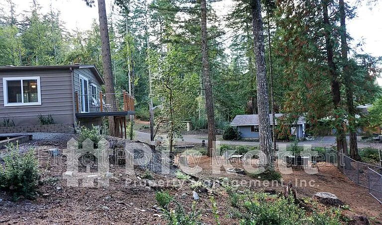 290 Tahuyeh Pl W — Photo 20