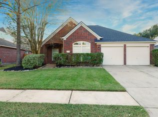3722 Paigewood Dr, Pearland, TX 77584
