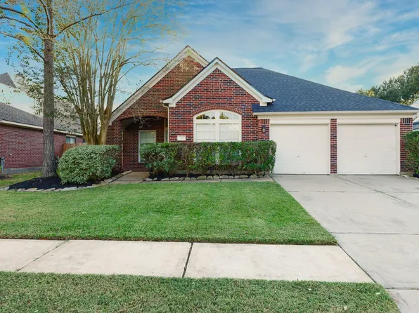 3722 Paigewood Dr, Pearland, TX 77584
