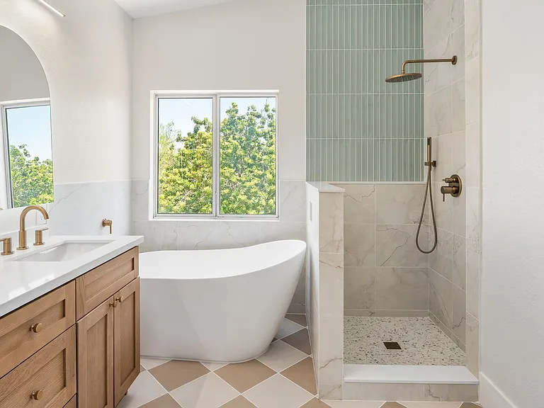 4543 Avenida Manessa — Photo 16