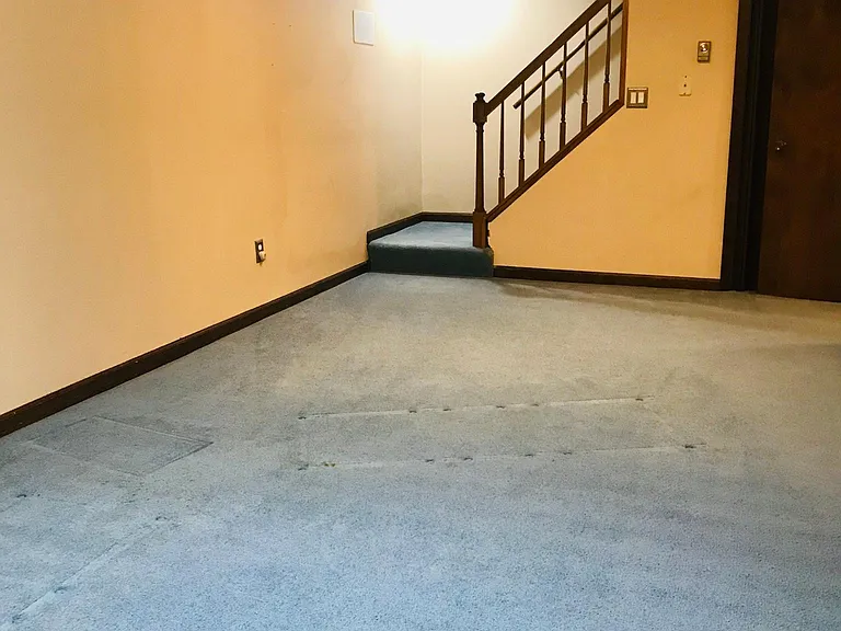 660 W Chester St — Photo 14