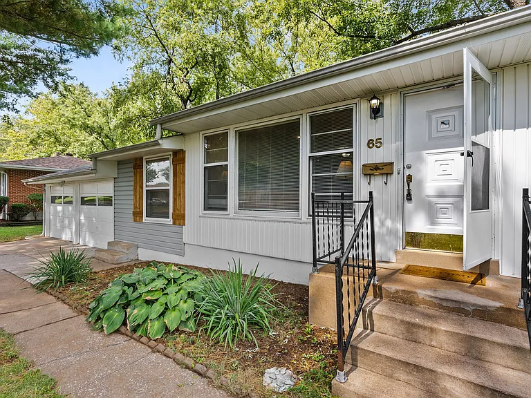 65 Saint Virgil Ln — Photo 3