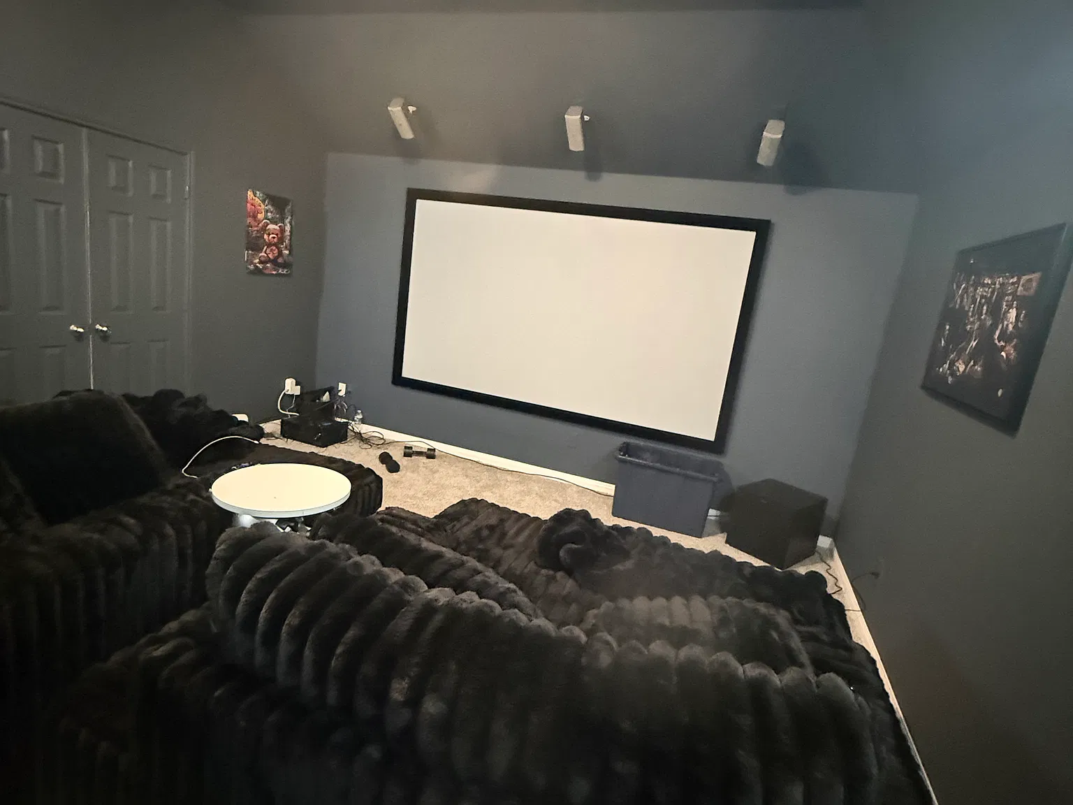 4 bed, 4082 sqft, $1,100 — Photo 2