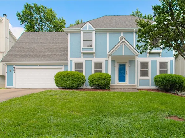 8209 Bell Rd, Lenexa, KS 66219