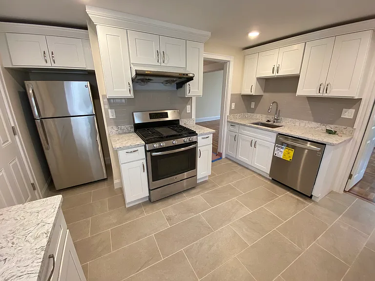 98 Toxteth St #3 — Photo 12