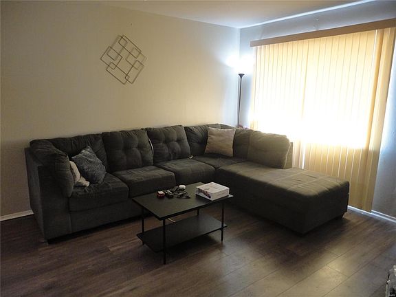 3rd image of 10603 Moidart Cir