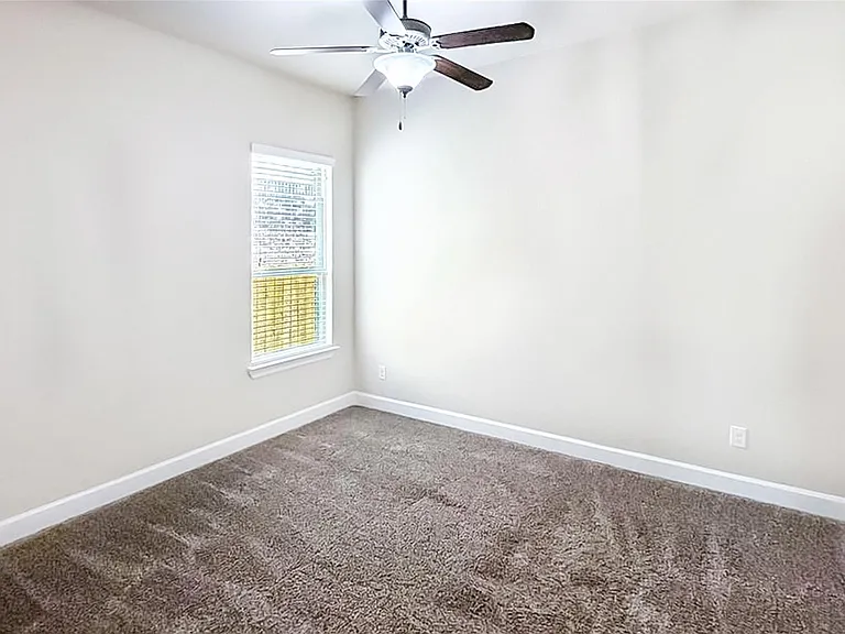 184 Fort Cobb Way — Photo 24