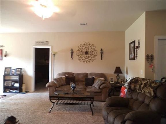 2nd image of 4727 Mill Creek Dr