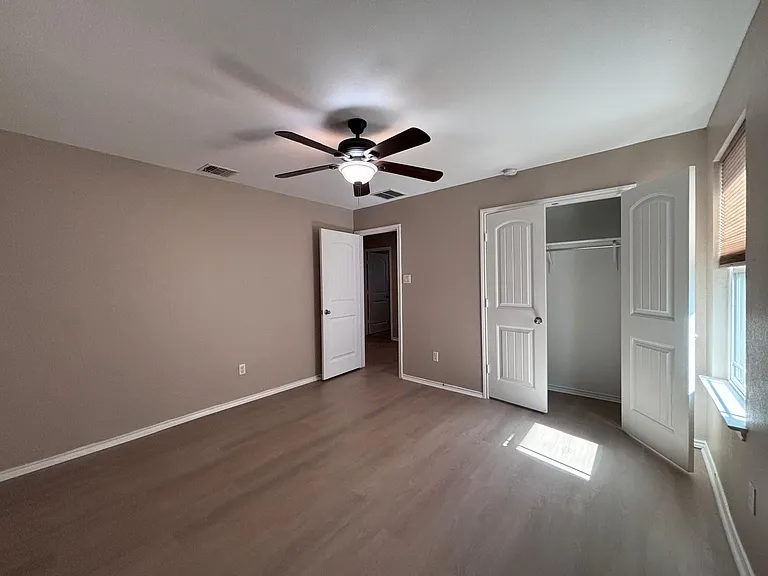 1405 Berlin Ln — Photo 21
