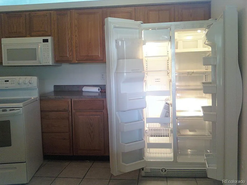 2 bed, 1086 sqft, $2,395 — Photo 3