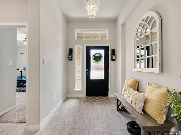 3rd image of 6225 Waldon Walk