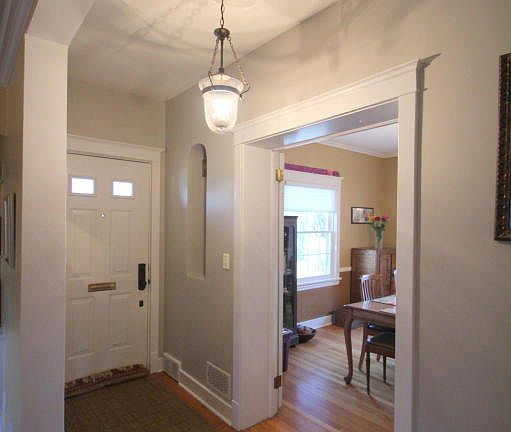5th image of 2302 Oakwood Dr SE