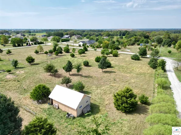 23535 Guier Rd, Sedalia, MO 65301