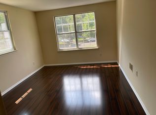 575 S Dove Rd, Yardley, PA 19067