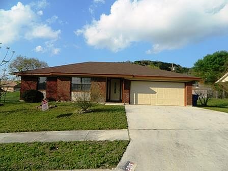 3rd image of 2315 Whitney Dr