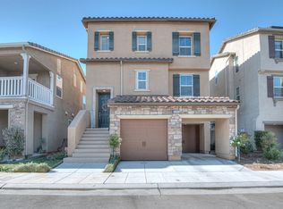 6086 E Scenic Way, Fresno, CA