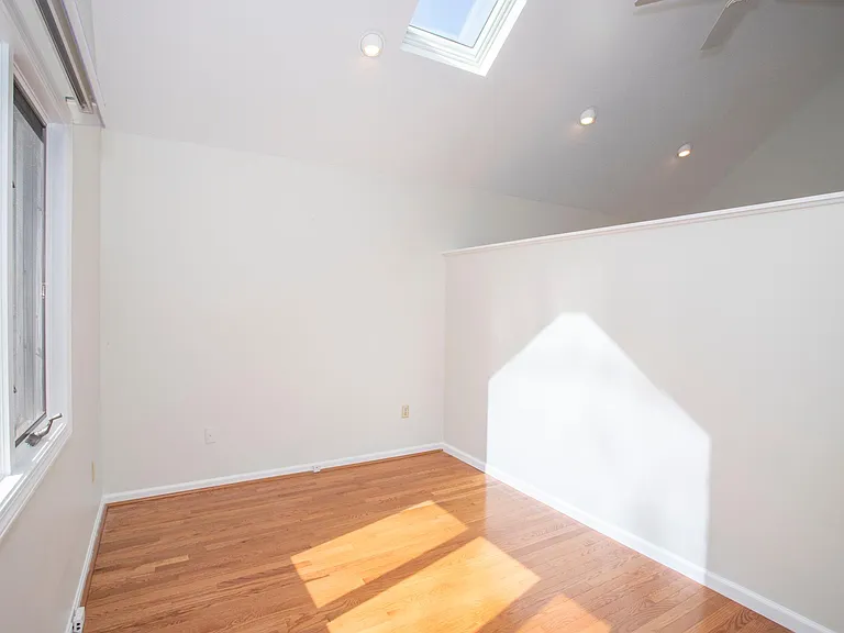 115 Ayers Point Rd — Photo 23