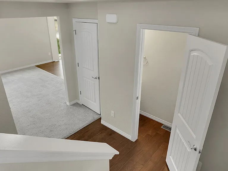 6782 Galpin Dr — Photo 2