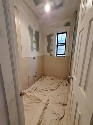 Rented by Supreme Plus Realty Group Inc | media 6