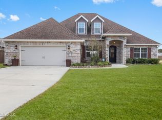 2950 Juliette Dr, Ocean Springs, MS 39564