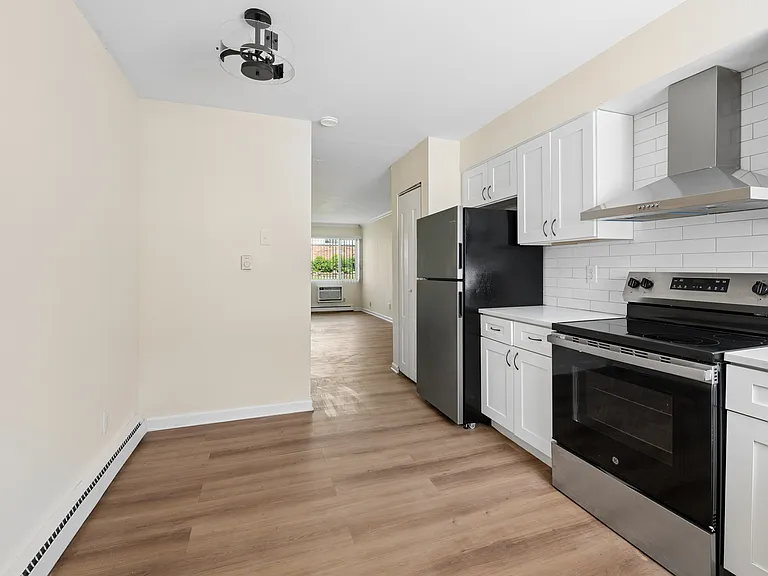 Kitchen and Eating Area