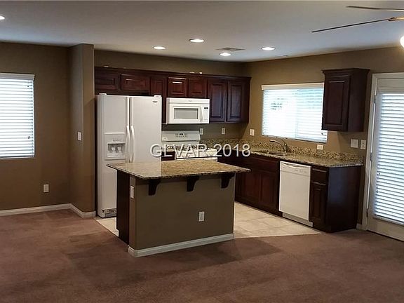 3rd image of 6809 Bayberry Creek Ct