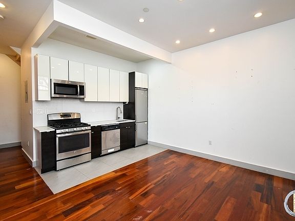 3rd image of 641 Central Ave #Gb