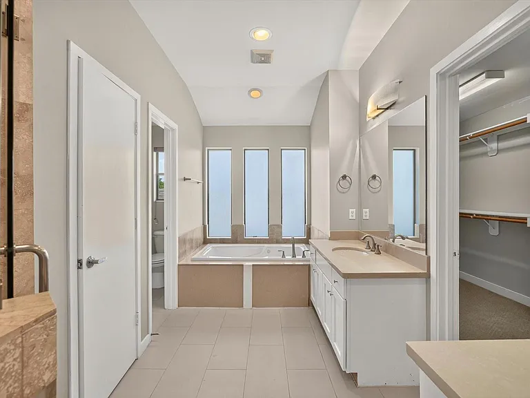 6016 Truro St — Photo 27